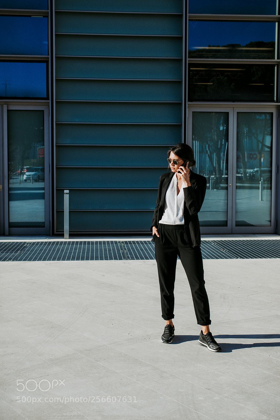 Nikon D610 sample photo. Young business woman portrait photography
