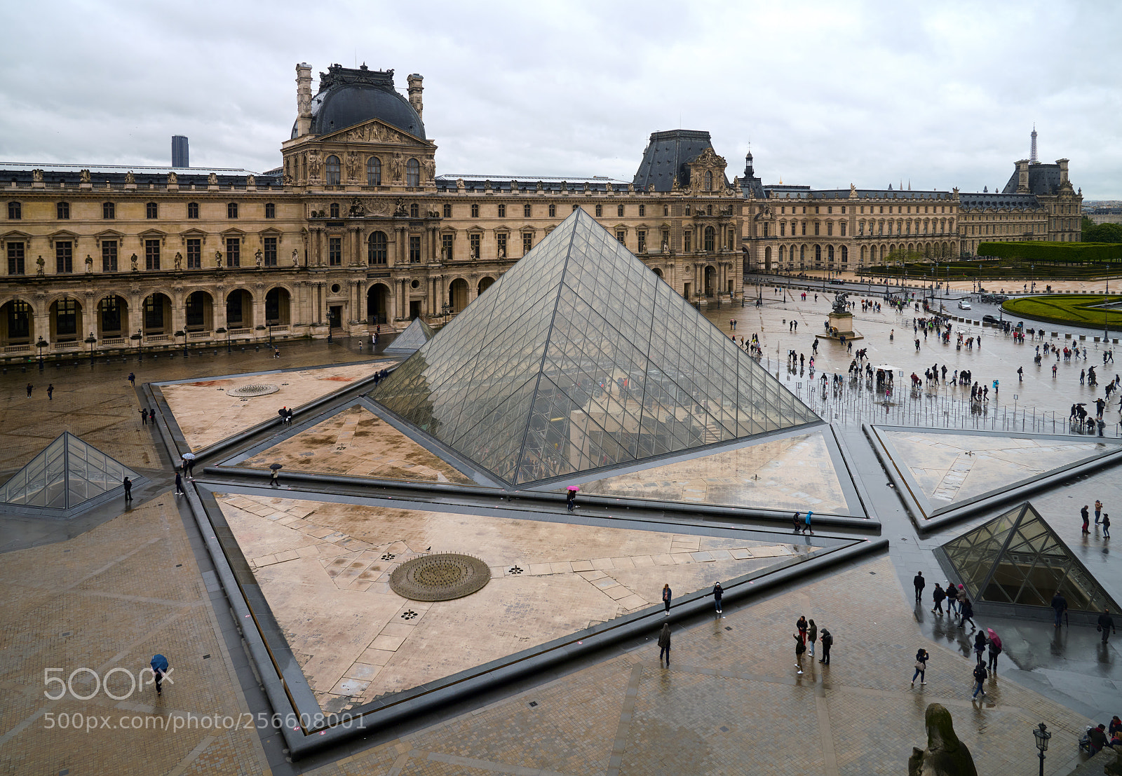 Sony a7R II sample photo. Louvre museum photography
