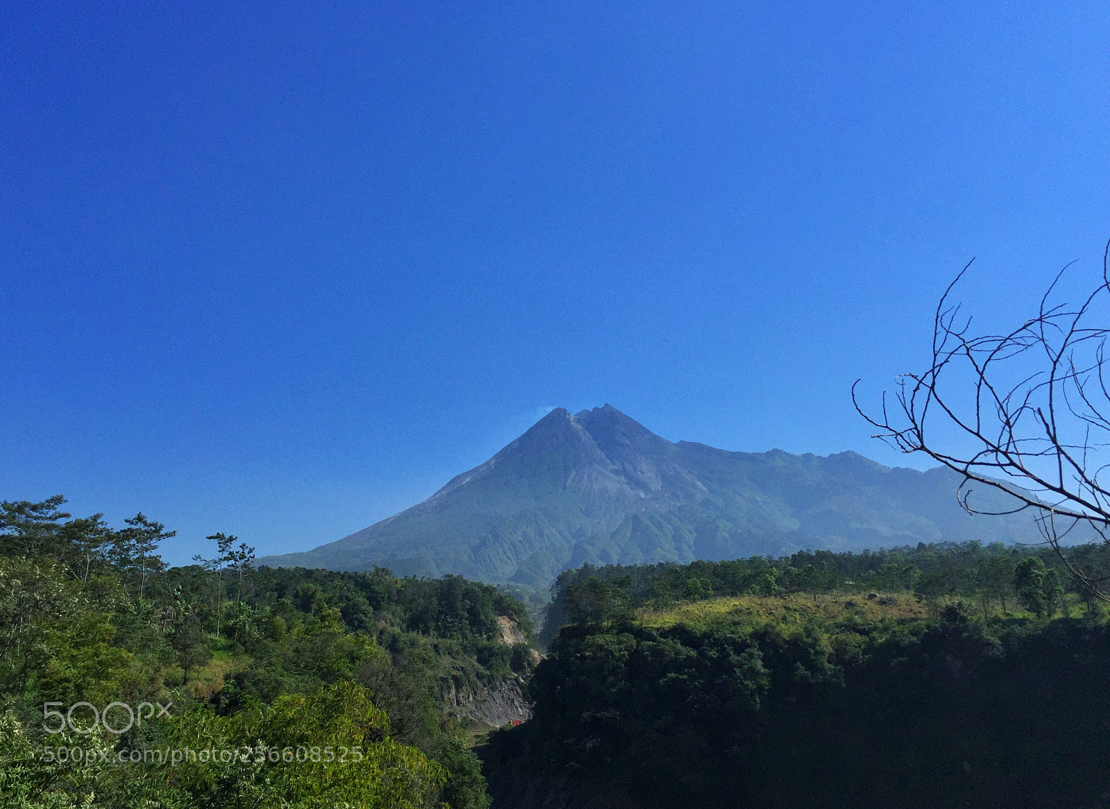 Apple iPhone 6 sample photo. Mt merapi photography