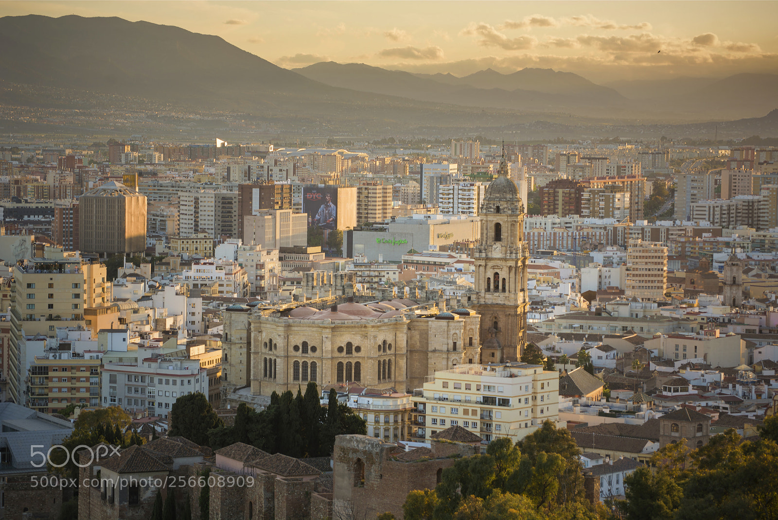 Nikon D5200 sample photo. Malaga before sunset photography