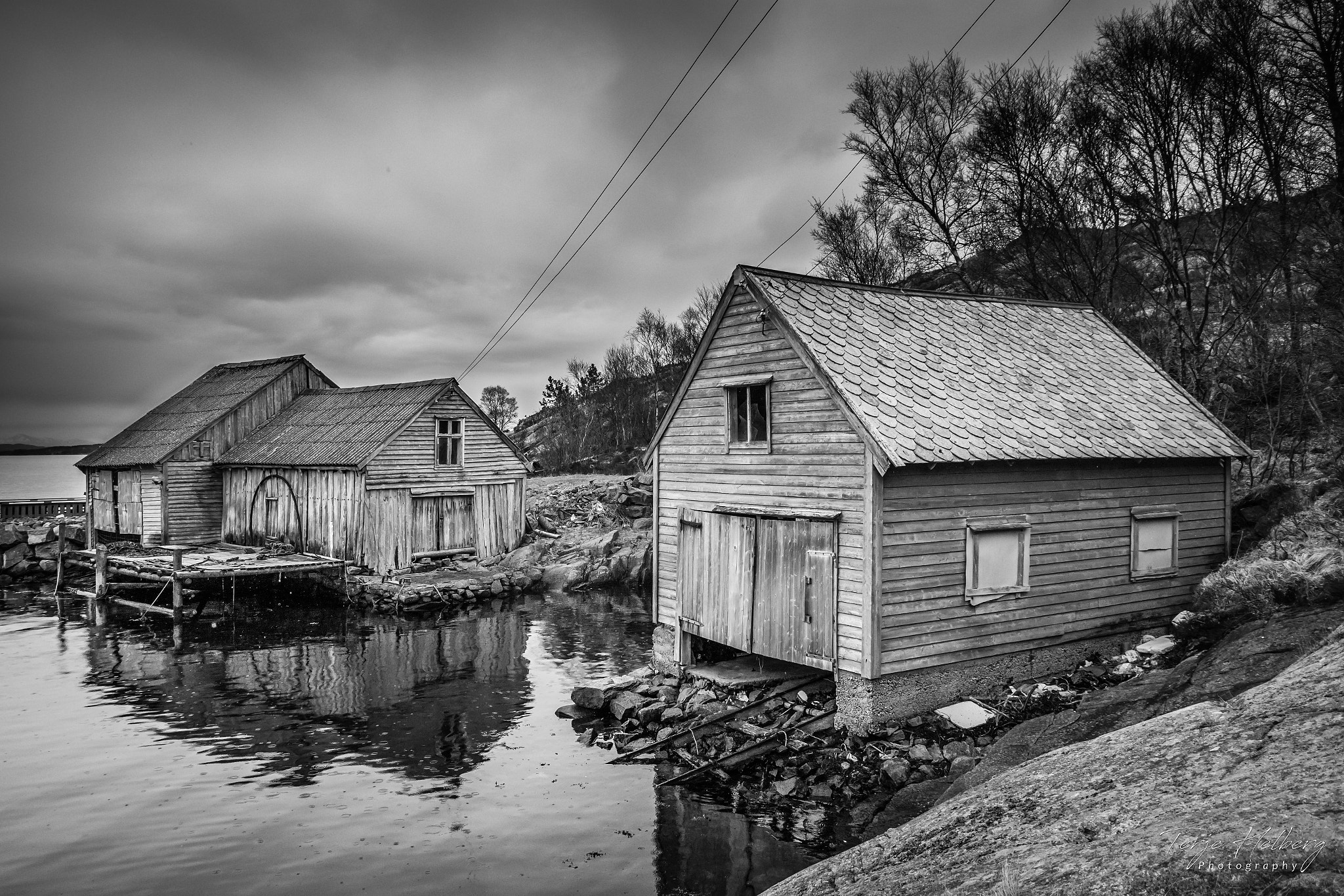 Samsung NX30 sample photo. "the old boat houses" - bw version photography
