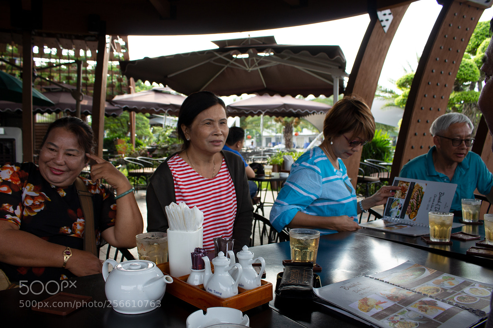 Canon EOS 700D (EOS Rebel T5i / EOS Kiss X7i) sample photo. H p l p photography