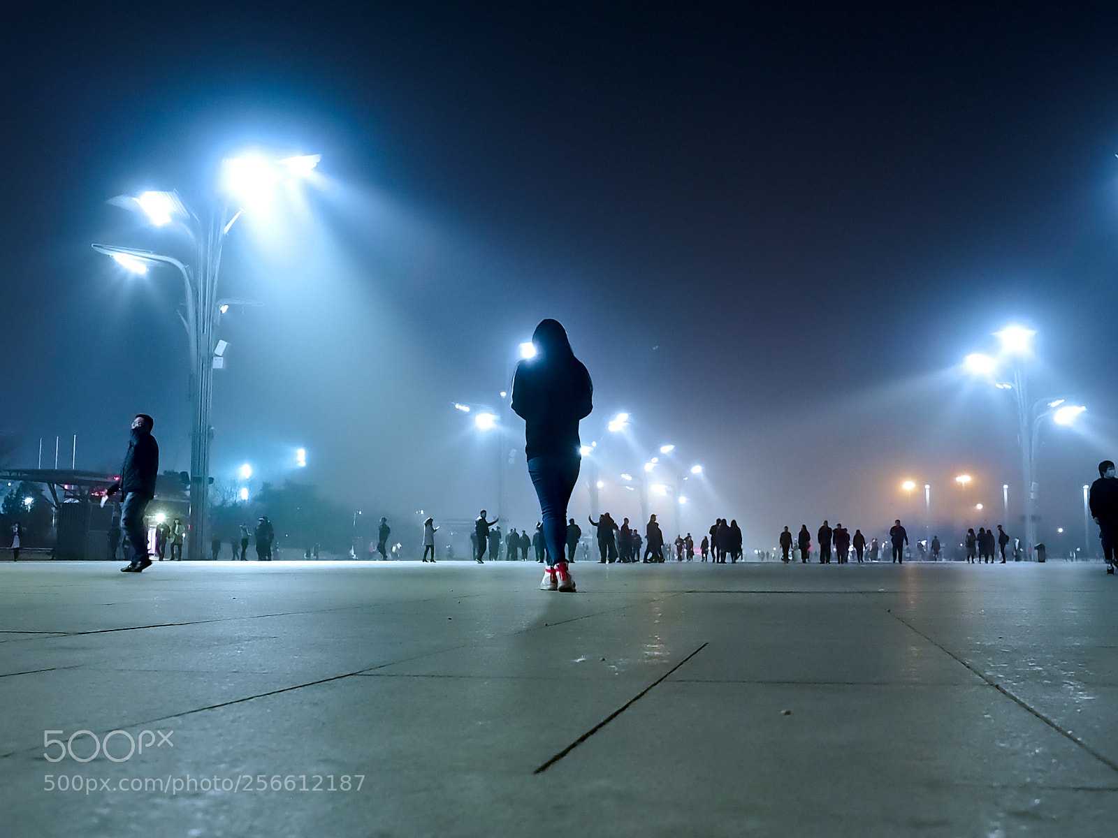 Olympus OM-D E-M5 II sample photo. Misty night, 2.0 photography