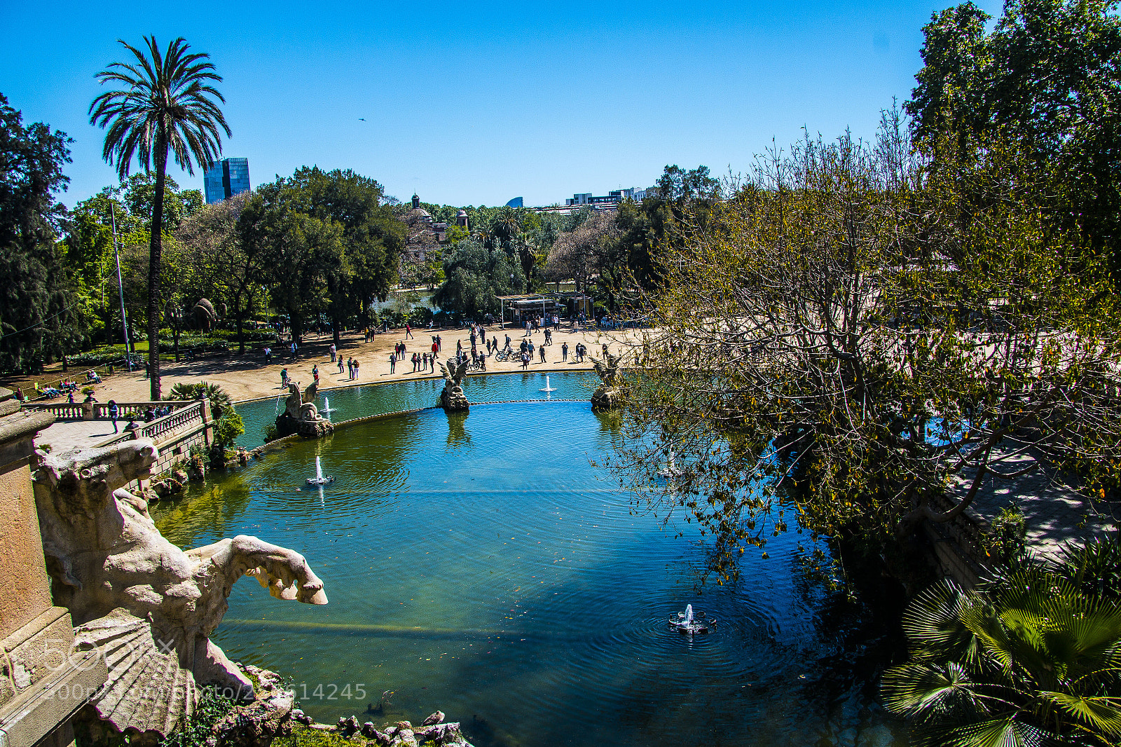 Canon EOS 1200D (EOS Rebel T5 / EOS Kiss X70 / EOS Hi) sample photo. Barcellona landscape photography