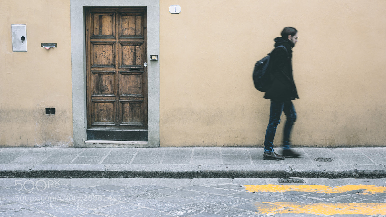 Nikon D810 sample photo. Florence - pedestrian crossing photography