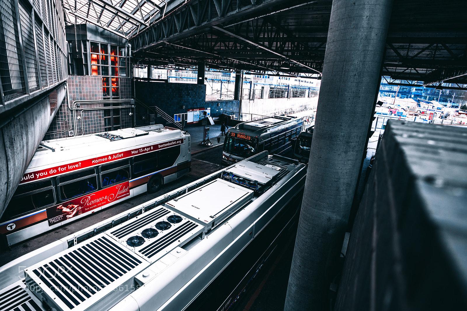 Sony a7R III sample photo. Metropolis  photography