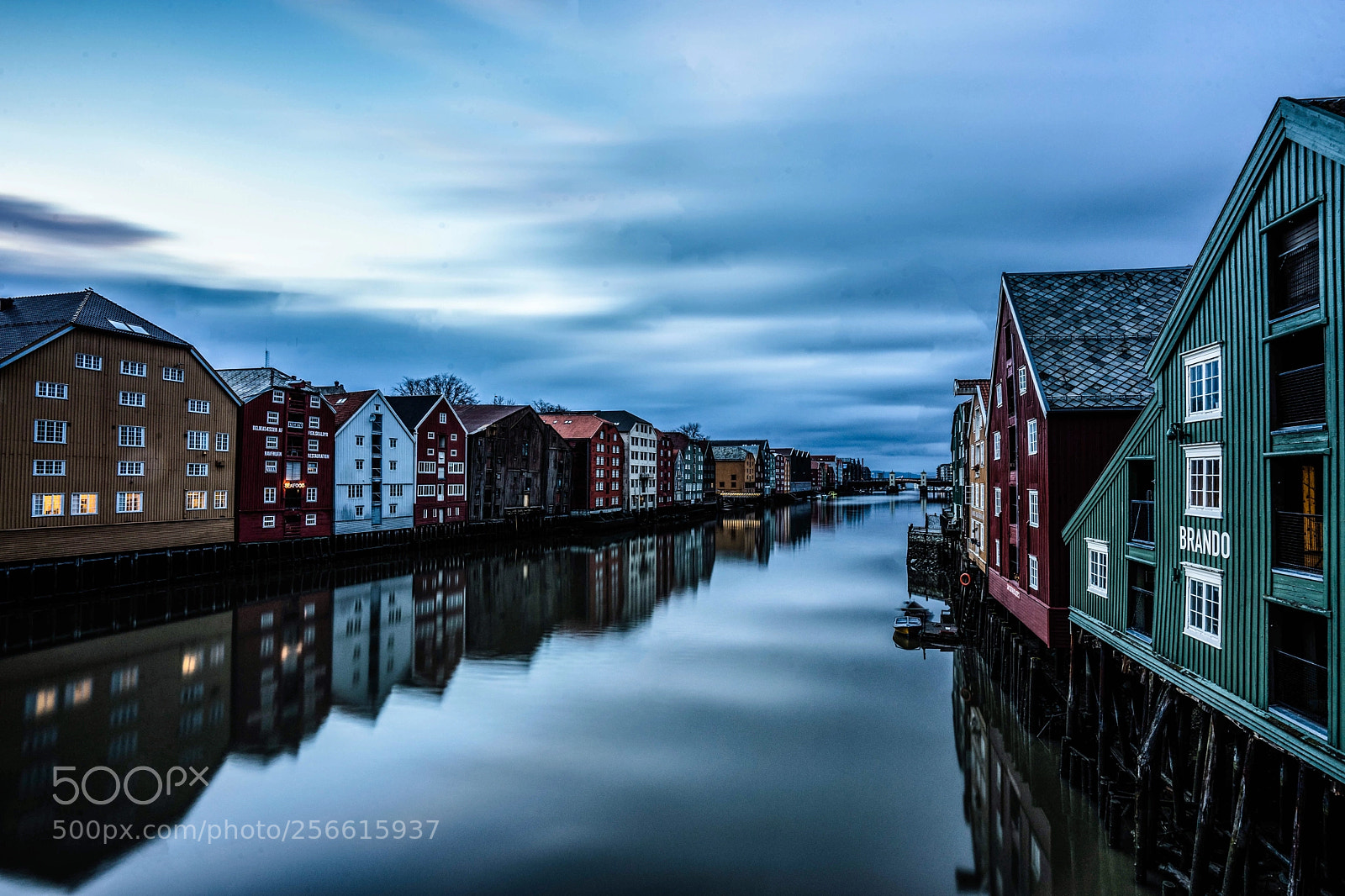 Sony a7 II sample photo. Evening at nidelven, trondheim photography