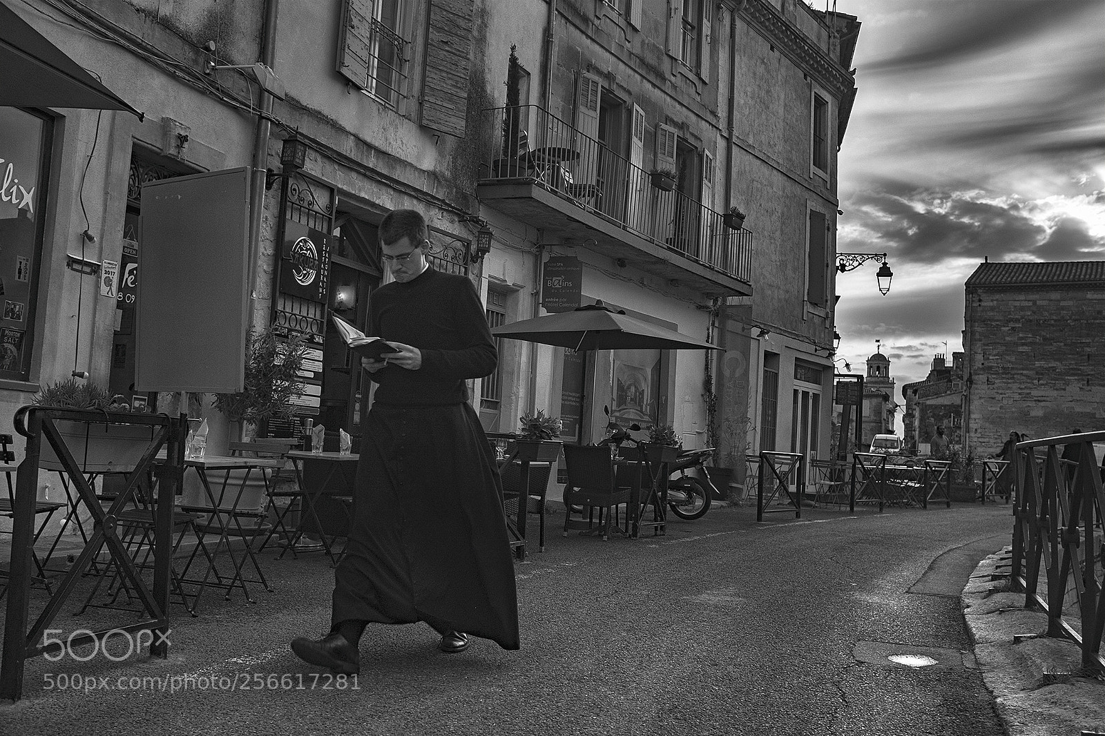 Fujifilm X100T sample photo. Priest in the city photography