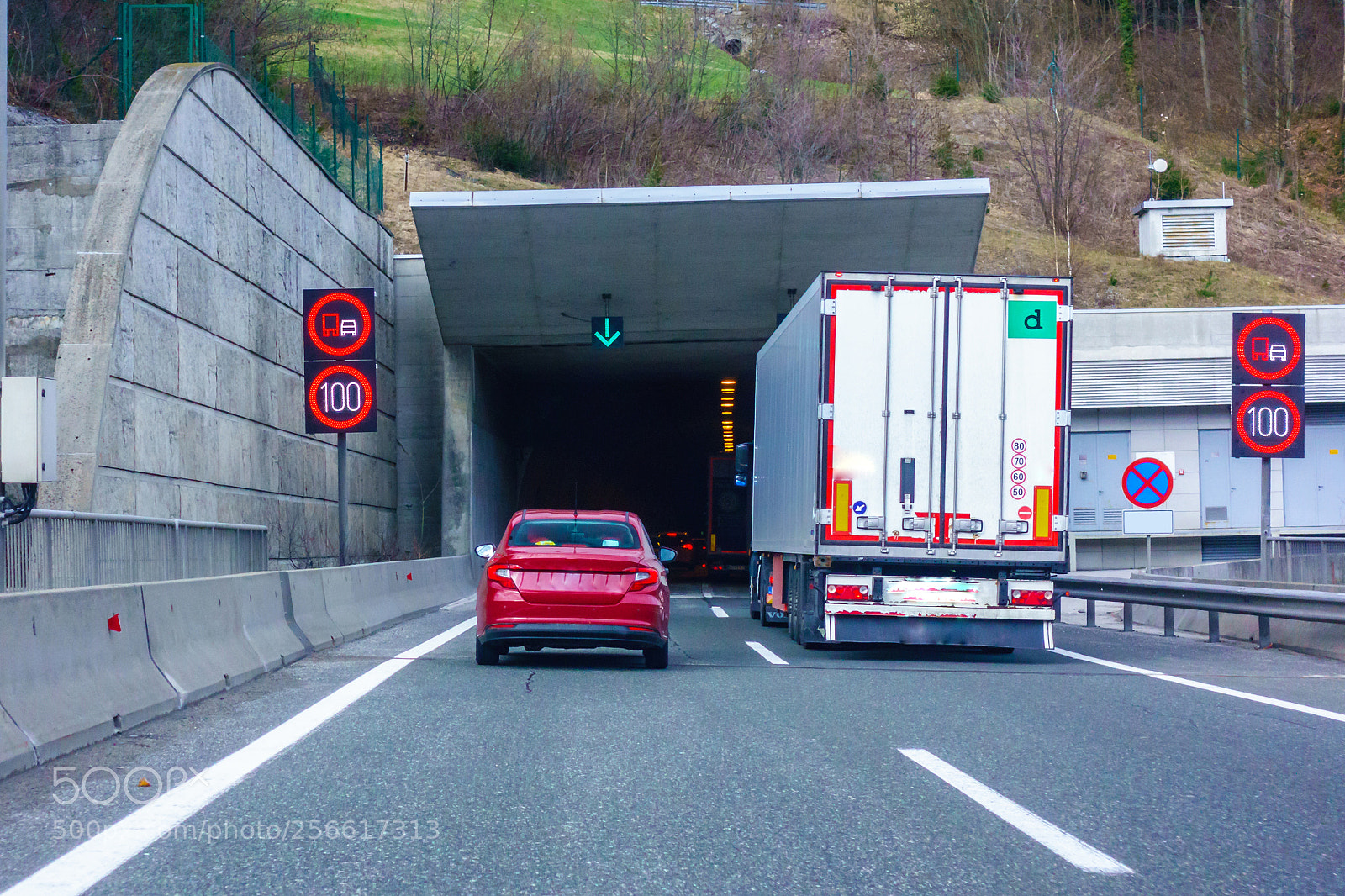 Sony DSC-RX100M5 sample photo. Modern led traffic signs photography