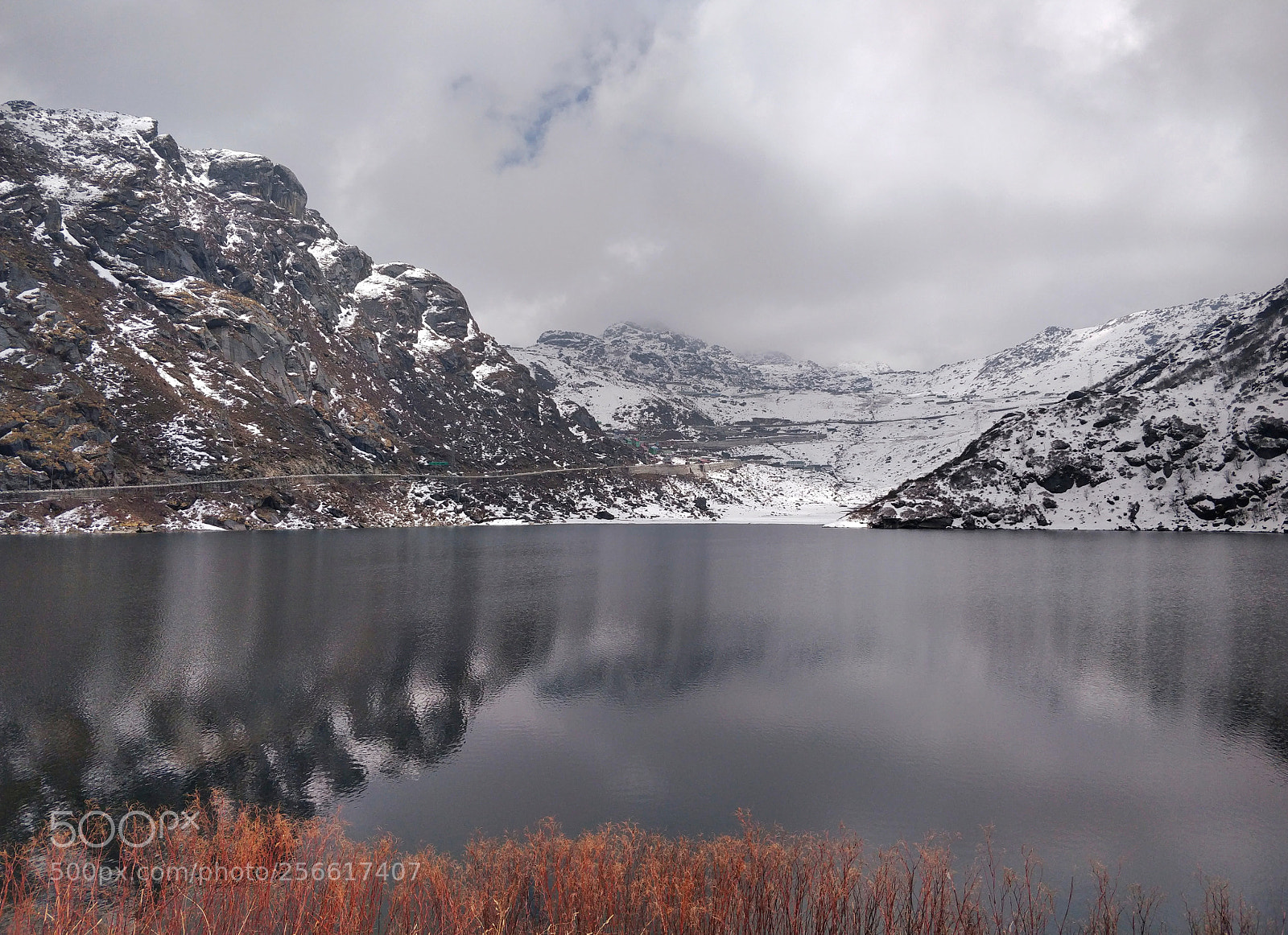 OnePlus 5T sample photo. Tsomgo lake photography