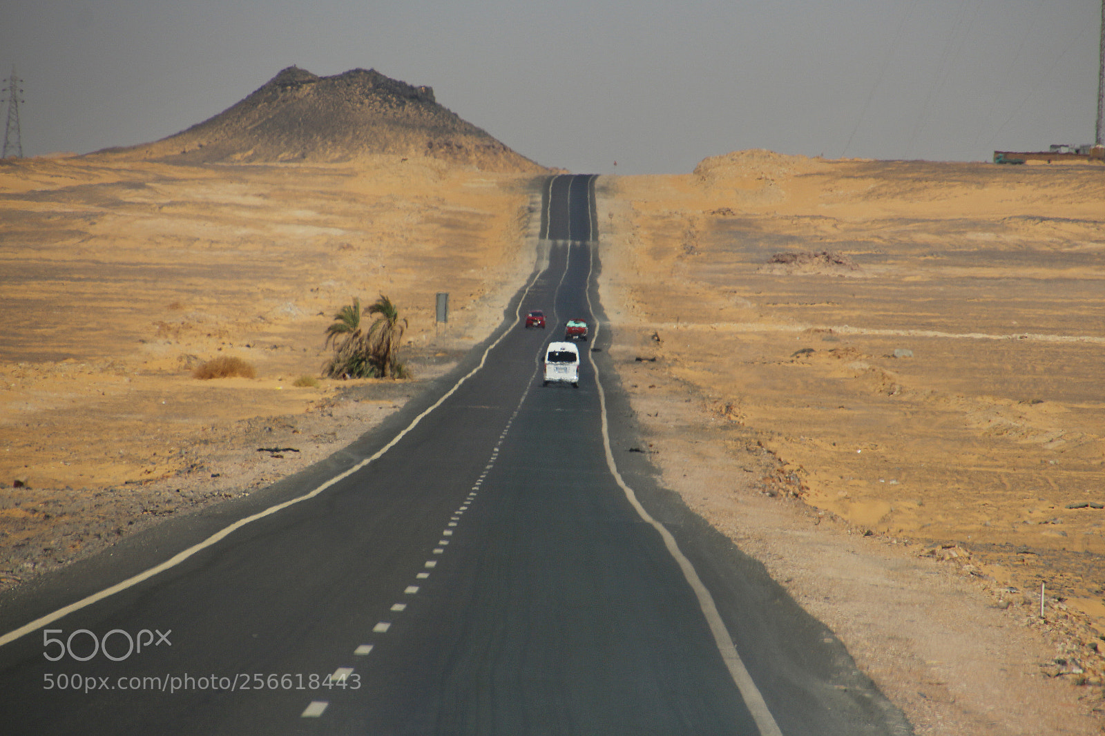 Canon EOS 700D (EOS Rebel T5i / EOS Kiss X7i) sample photo. Desert street photography