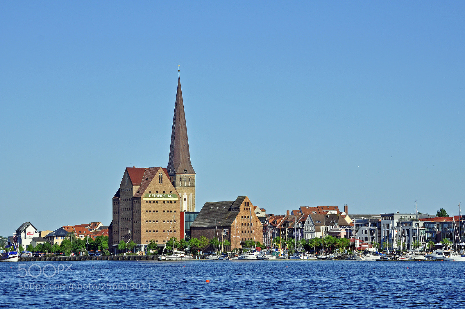 Nikon D90 sample photo. Petrikirche rostock photography