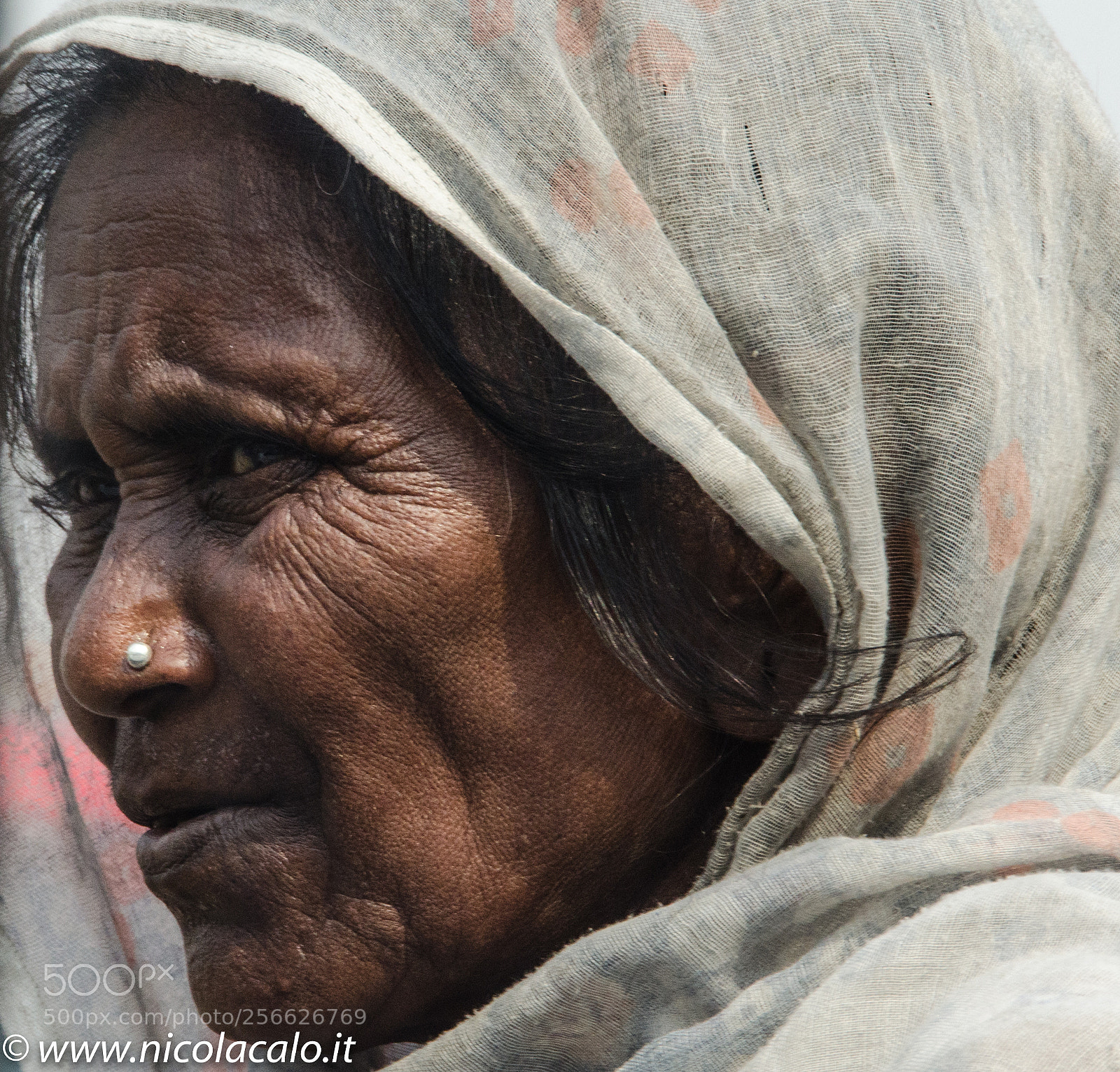 Nikon D7000 sample photo. Woman in old delhi photography