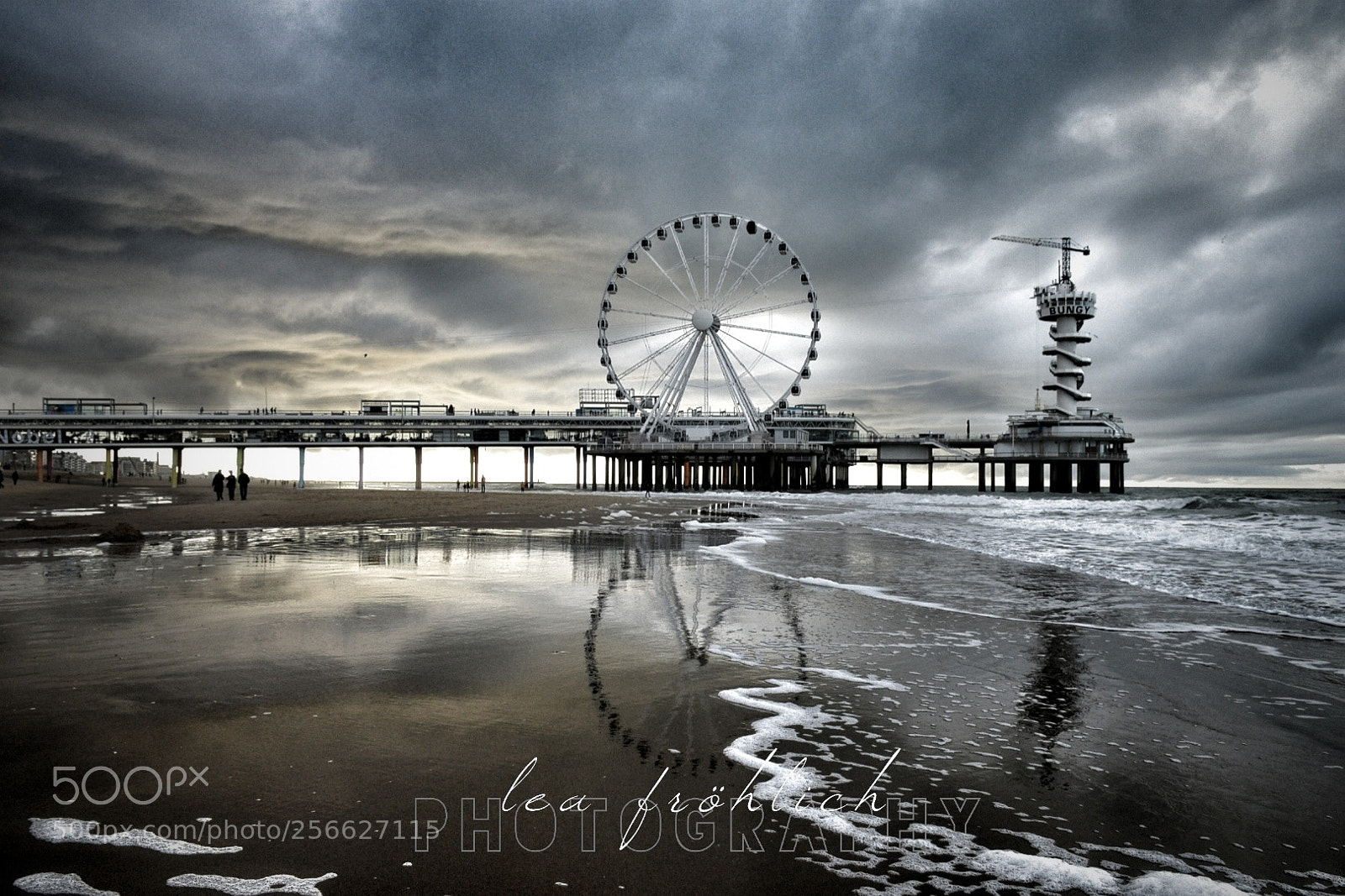 Nikon D5300 sample photo. Drama at the beach photography