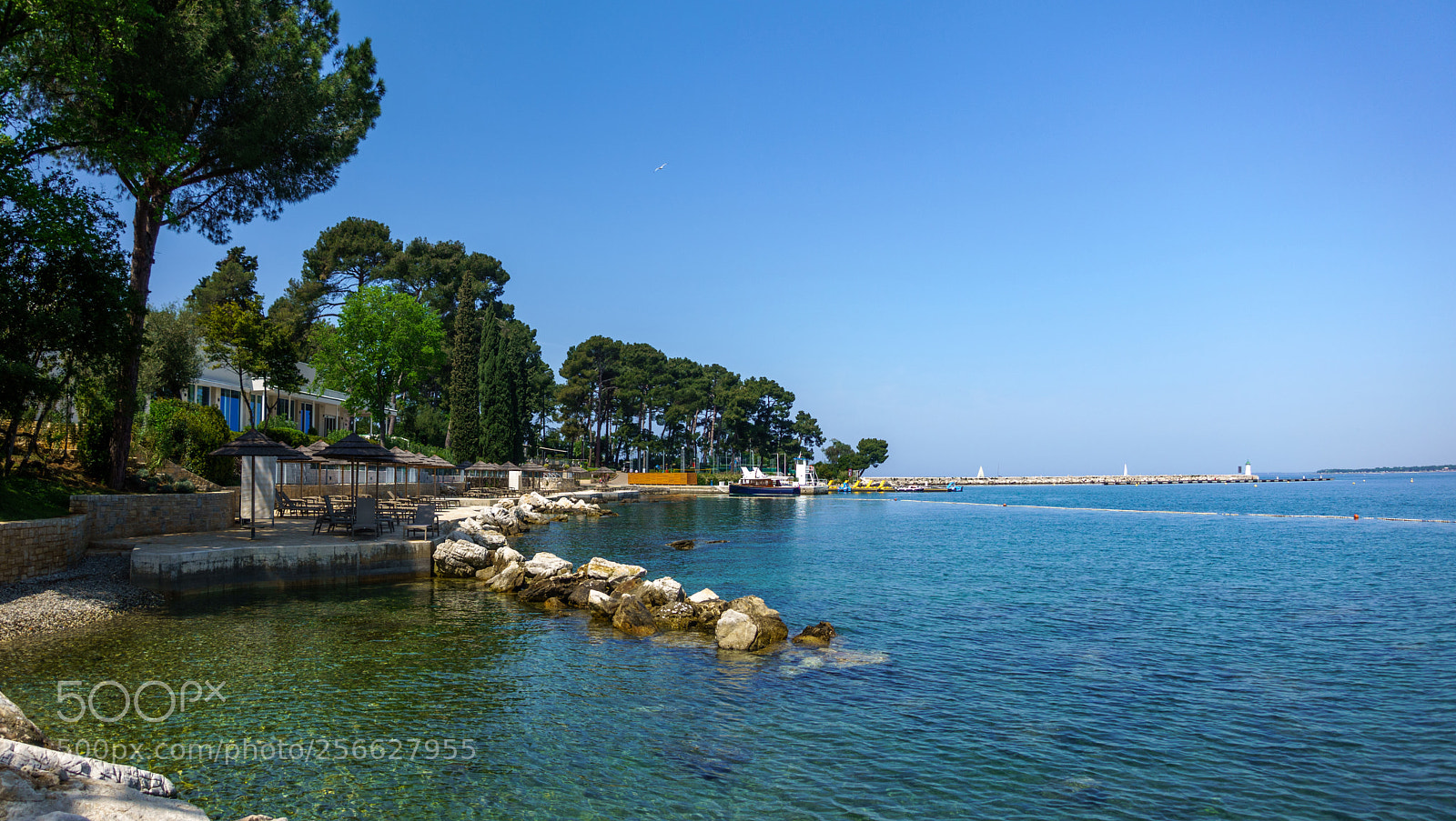 Sony DSC-RX100M5 sample photo. Holiday resort on adriatic photography