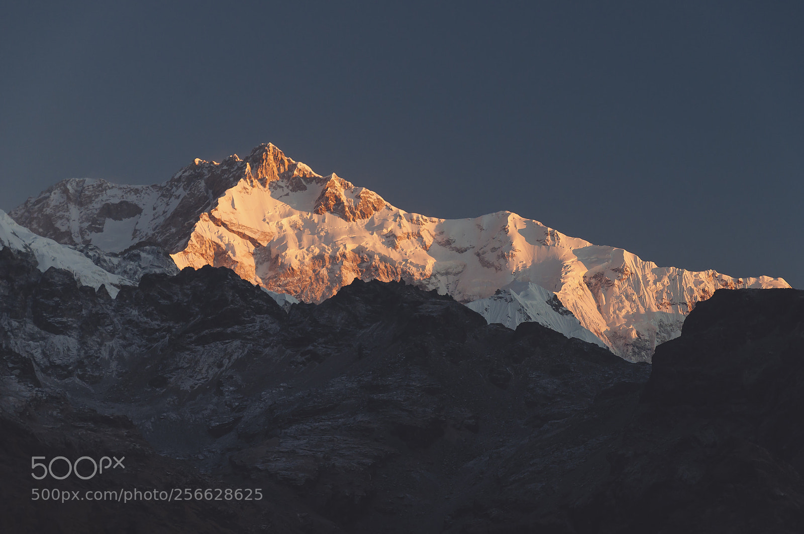 Nikon D90 sample photo. First rays... on khangchendzonga photography