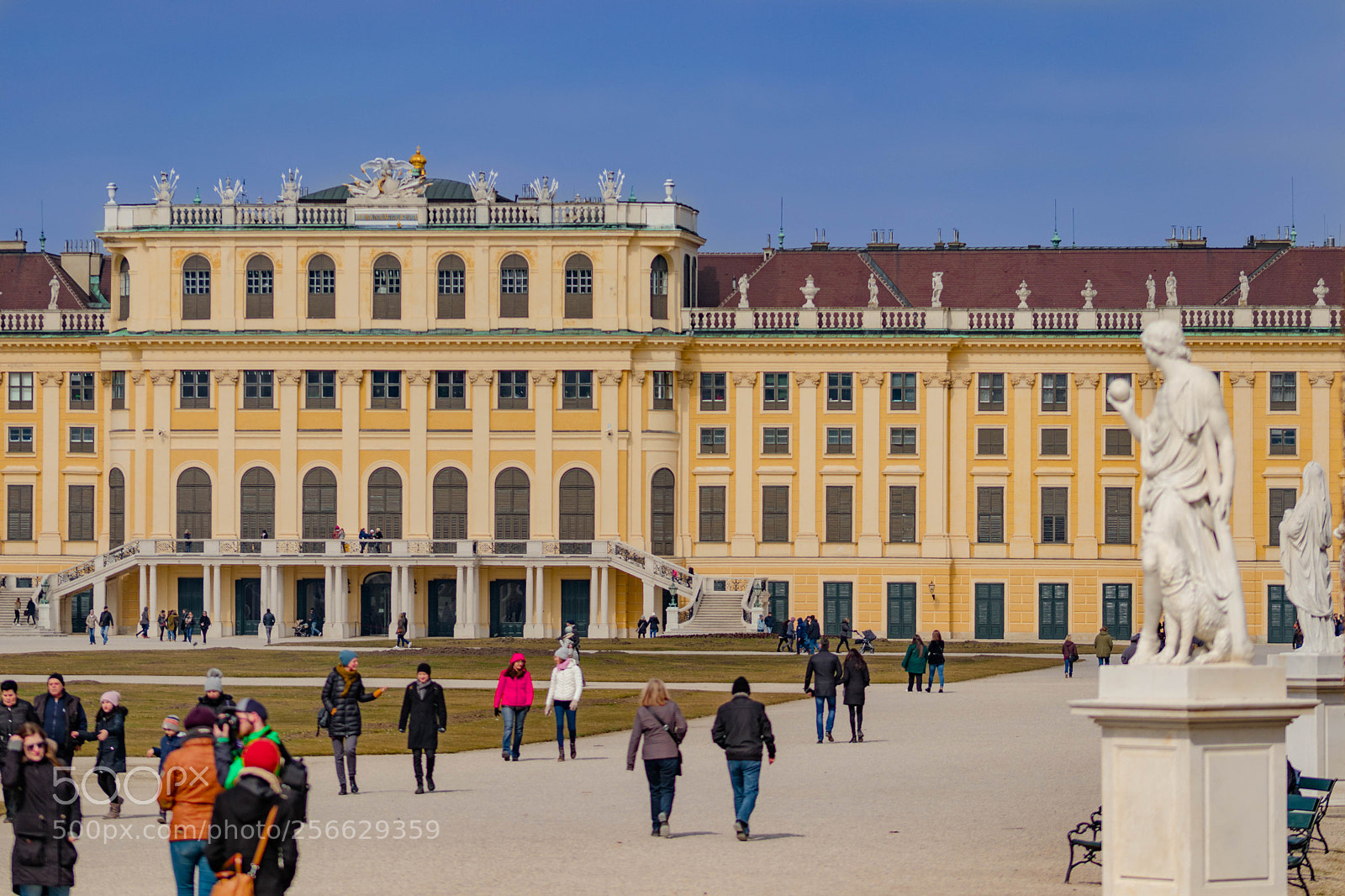 Canon EOS 200D (EOS Rebel SL2 / EOS Kiss X9) sample photo. Castle schönbrunn, vienna photography