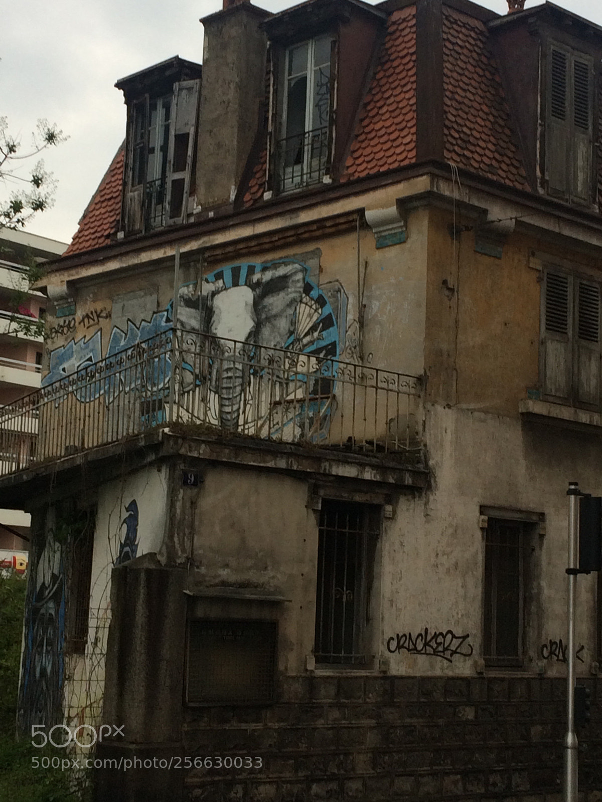 Apple iPhone 5s sample photo. Ancienne splendeur du l photography