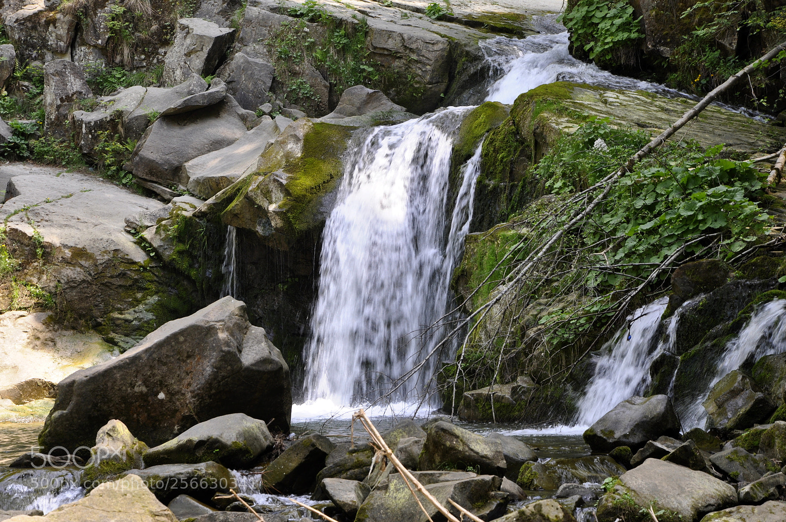 Nikon D90 sample photo. Waterfall in mountains kamynka photography