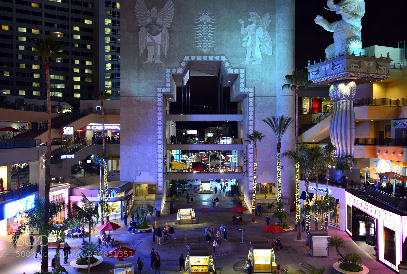 Nikon D7100 sample photo. Babylon court yard photography