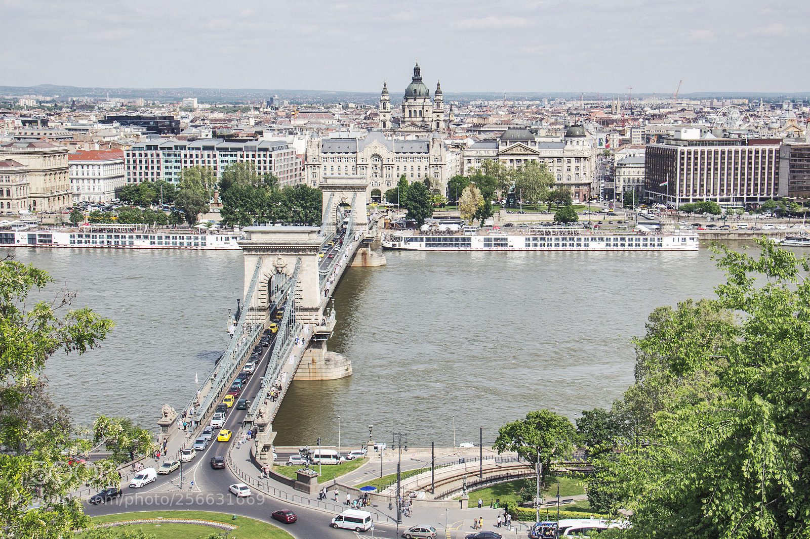 Canon EOS 60D sample photo. Chain bridge photography