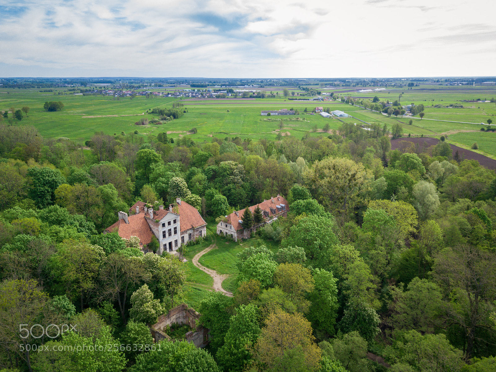 DJI FC220 sample photo. Ruins of zamoyski palace photography