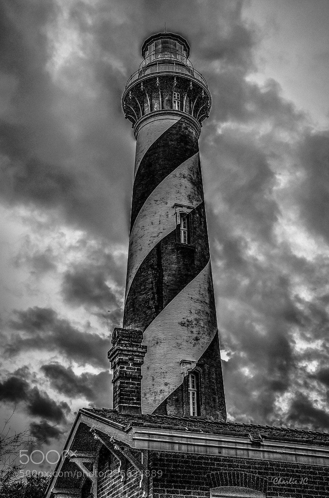 Nikon D5000 sample photo. Gloomy sky over the photography