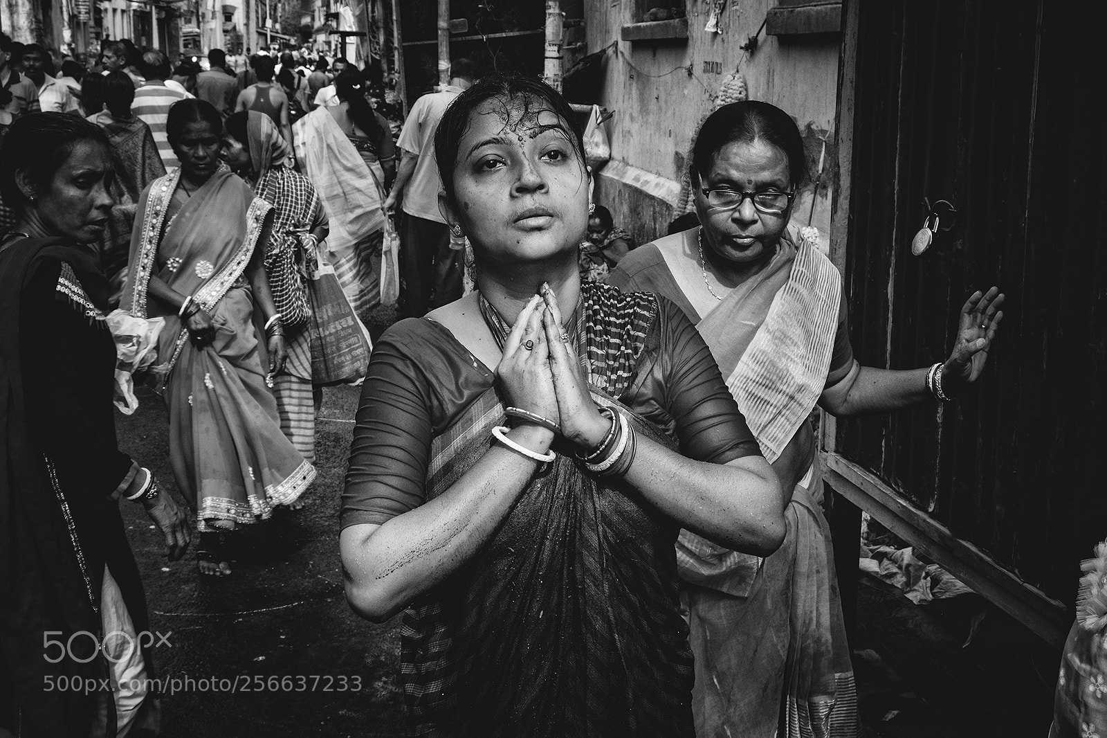 Fujifilm X-T2 sample photo. Devotee photography
