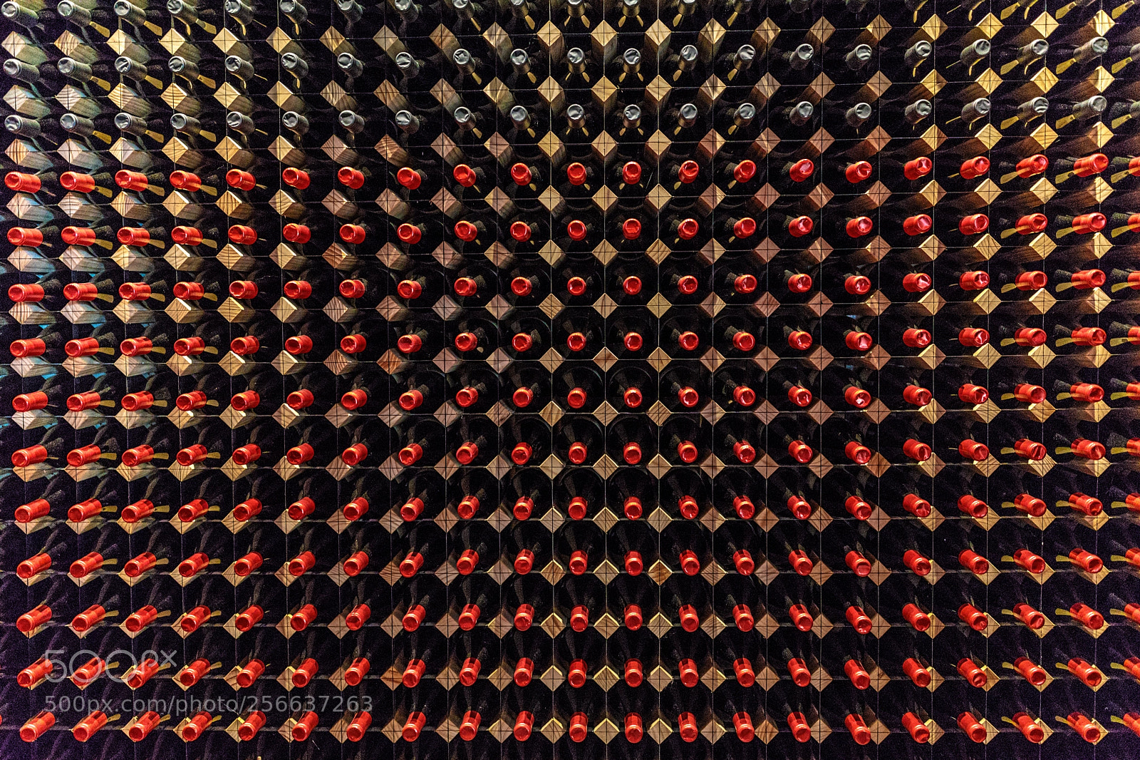 Canon EOS 5D Mark IV sample photo. Wall of wine photography