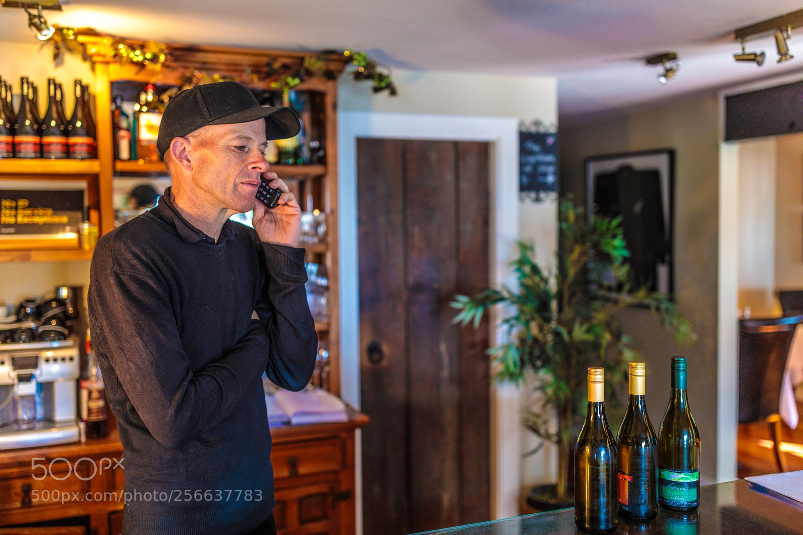 Canon EOS 5D Mark IV sample photo. Toby the wine man. photography
