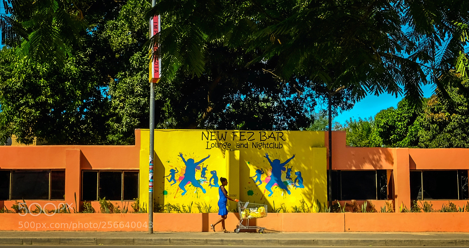 Fujifilm X-T20 sample photo. African street.jpg photography