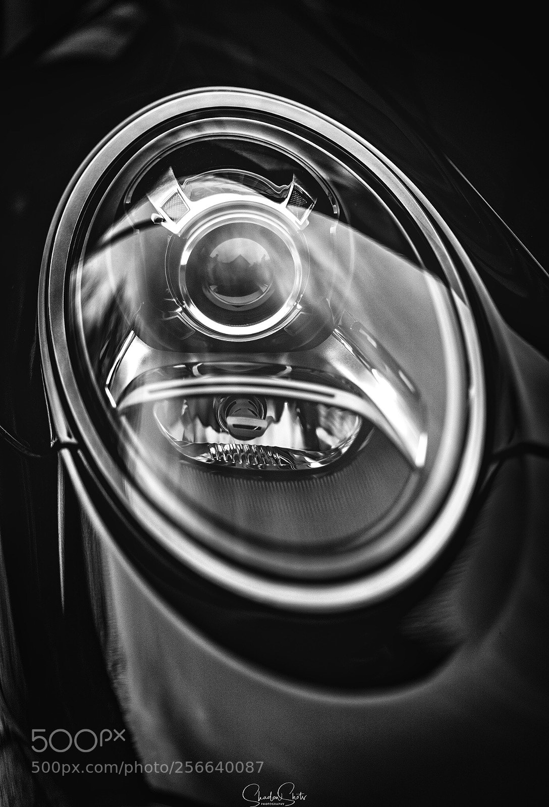 Canon EOS 5DS R sample photo. “lights on” ©2018  photography