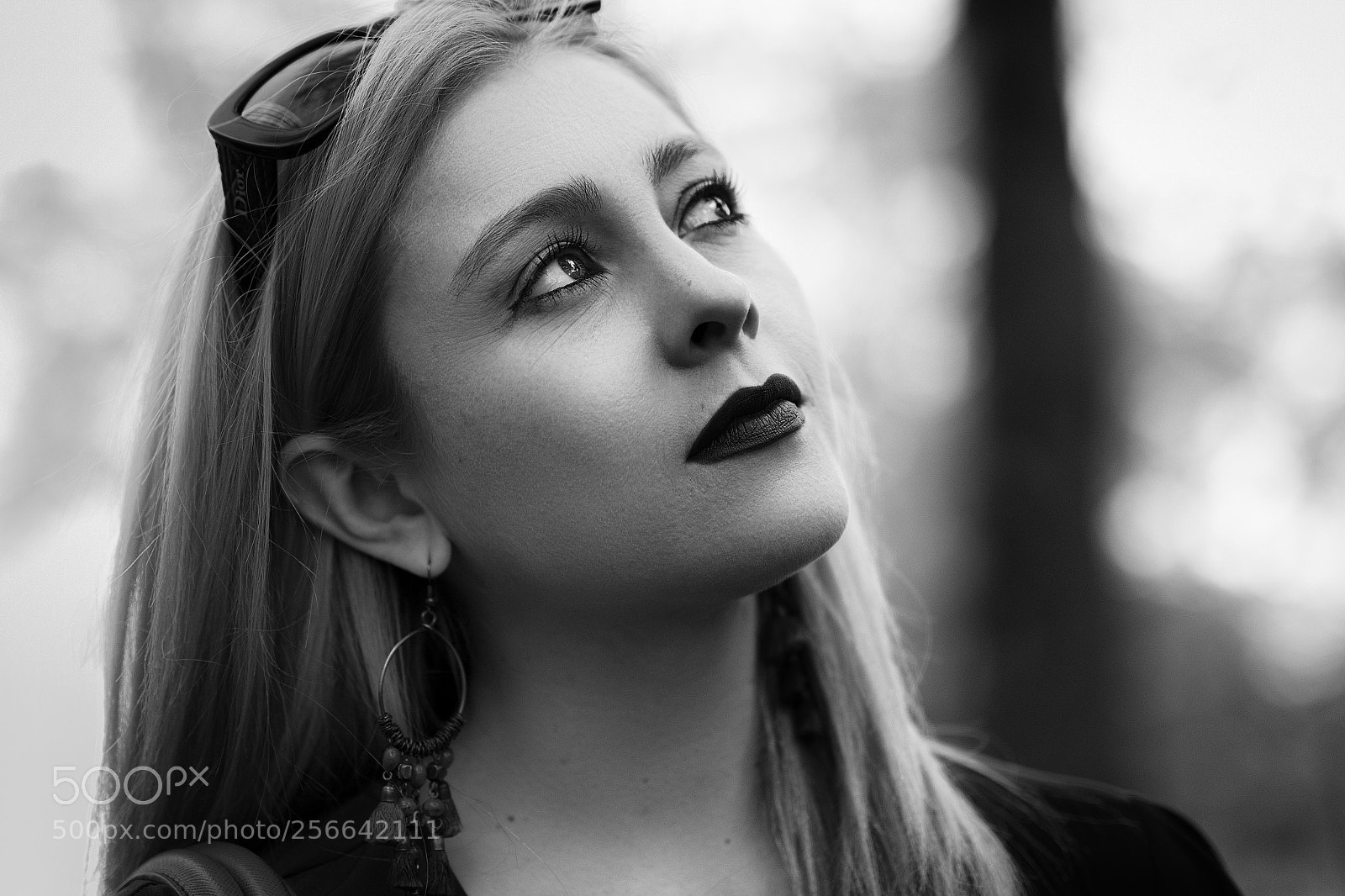 Canon EOS 7D Mark II sample photo. Pensive photography
