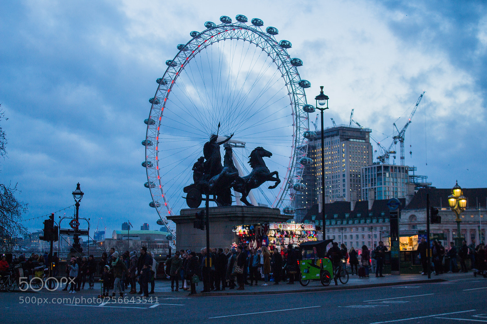 Canon EOS 650D (EOS Rebel T4i / EOS Kiss X6i) sample photo. London eye photography