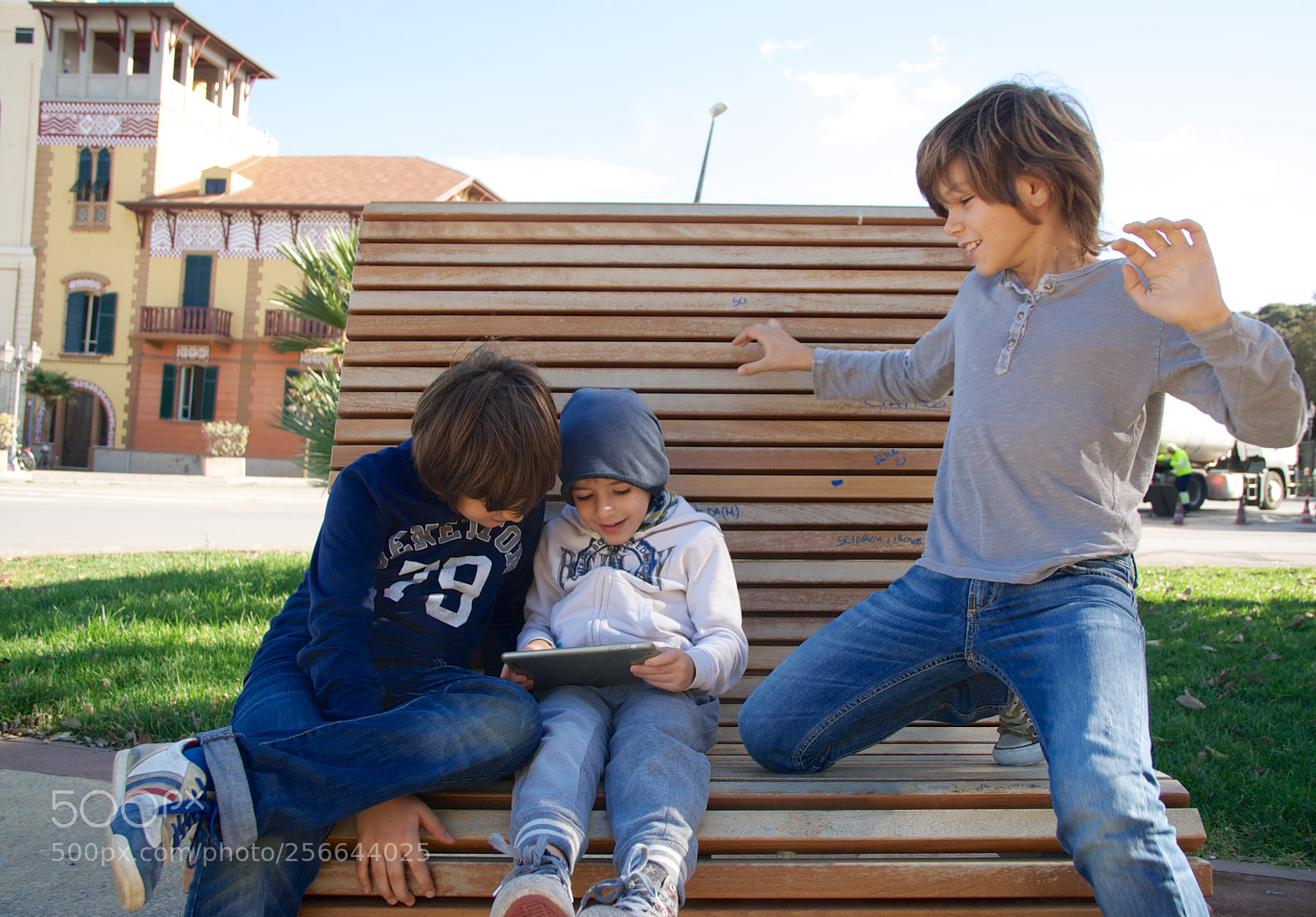 Nikon D60 sample photo. Version photography