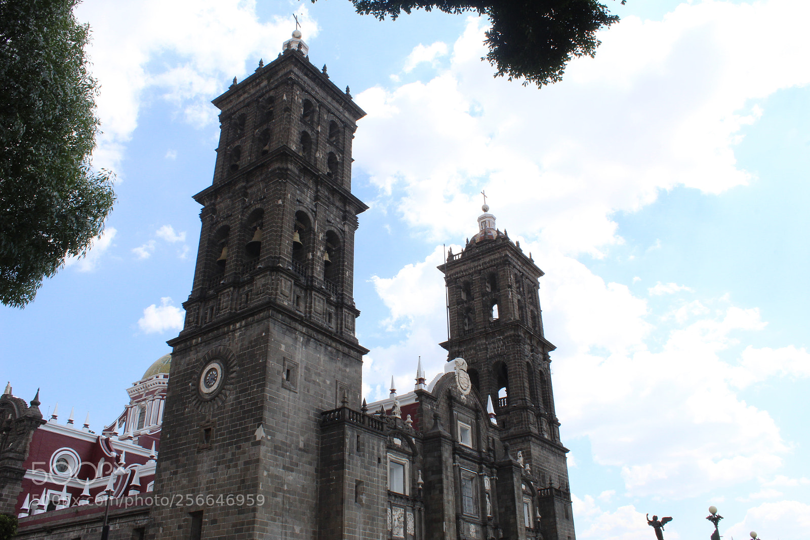 Canon EOS 1300D (EOS Rebel T6 / EOS Kiss X80) sample photo. Catedral photography