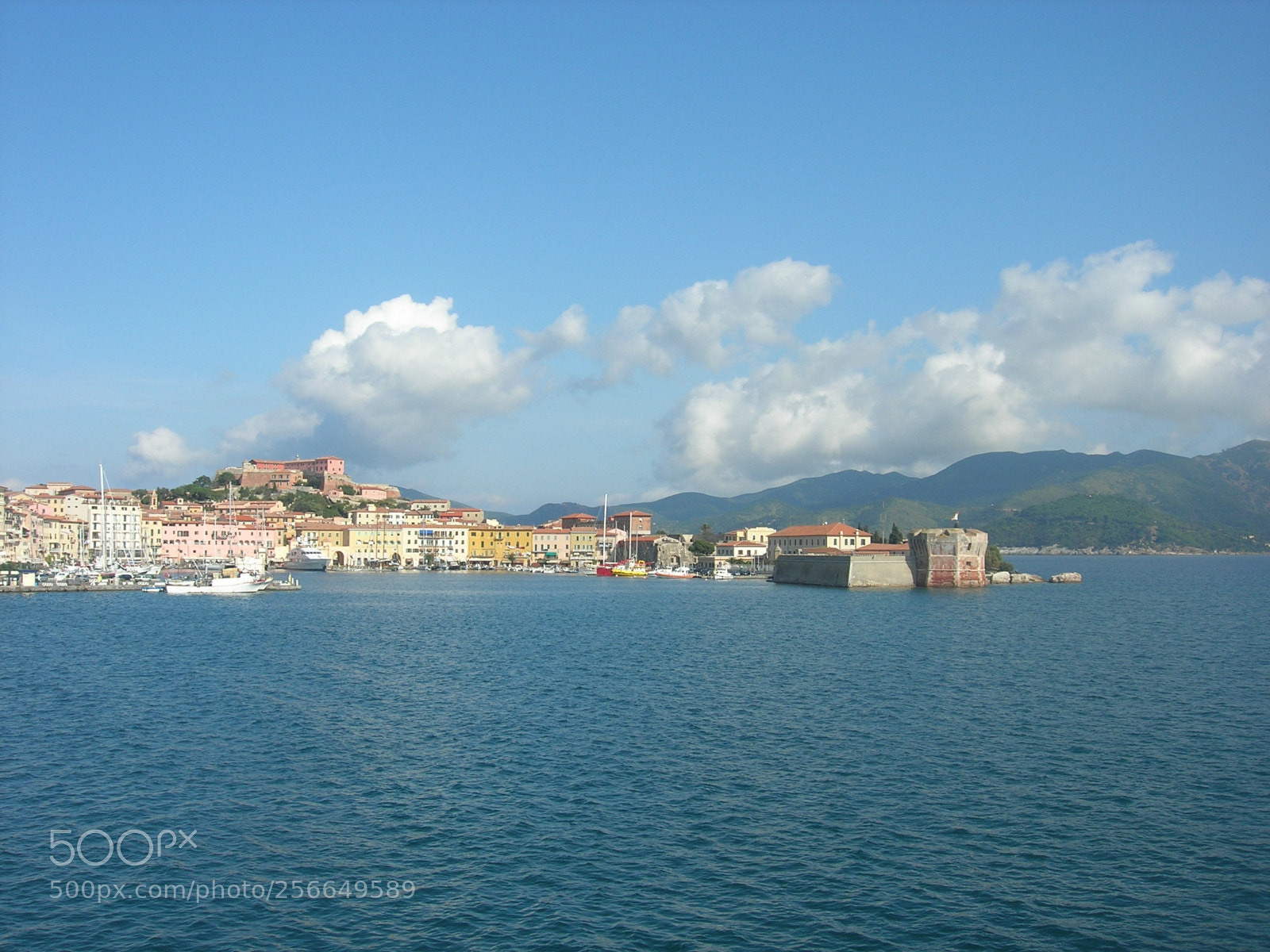 Nikon E5900 sample photo. Portoferraio () photography
