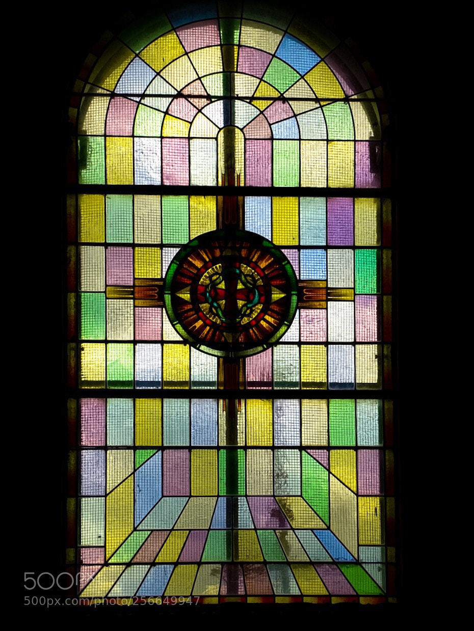 Sony Cyber-shot DSC-HX400V sample photo. Vitral.  photography