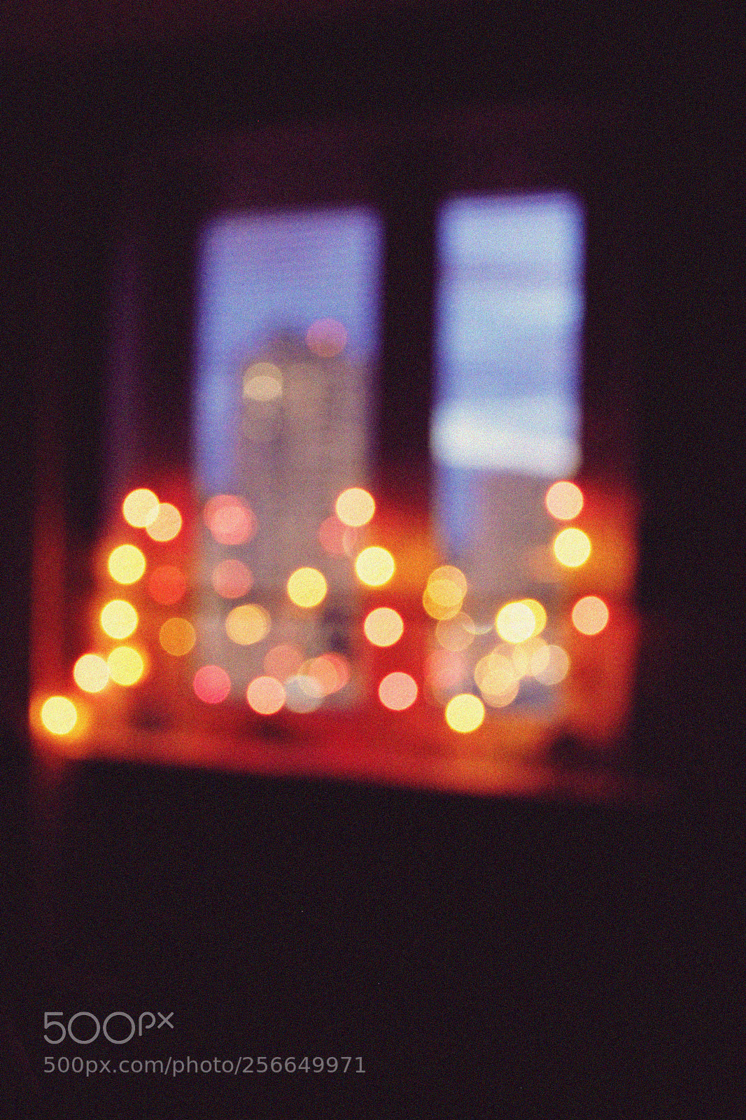 Canon EOS 550D (EOS Rebel T2i / EOS Kiss X4) sample photo. Nightlights photography