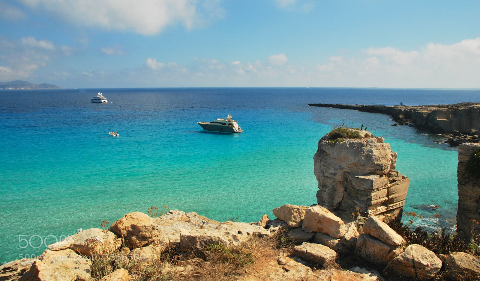 Nikon D60 sample photo. Favignana photography