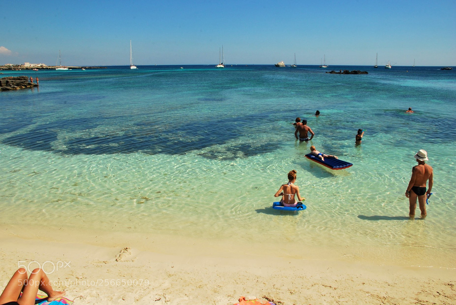 Nikon D60 sample photo. Favignana photography