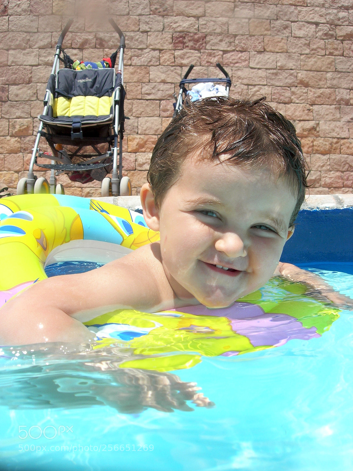 Nikon E5900 sample photo. Fede nella piscina calda photography