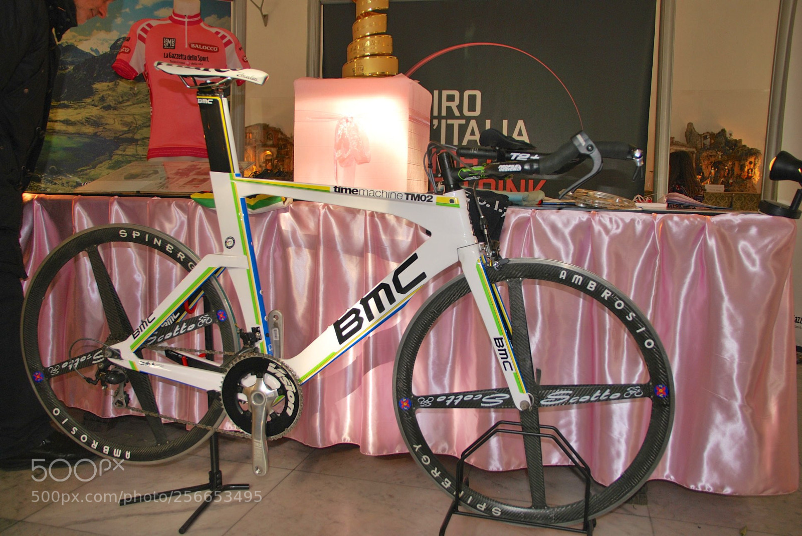 Nikon D60 sample photo. Version photography