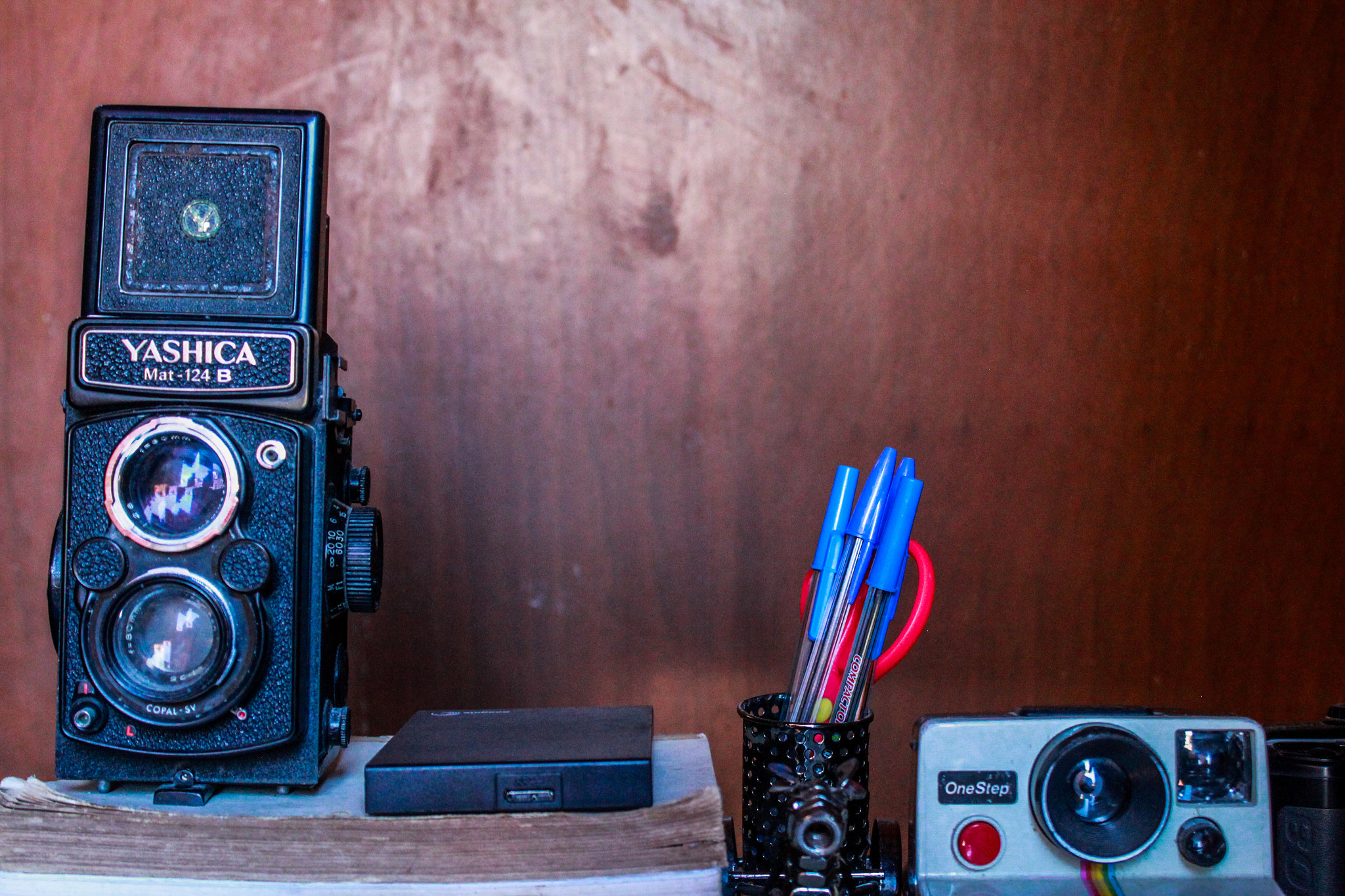 Canon EOS 500D (EOS Rebel T1i / EOS Kiss X3) sample photo. Workspace photography