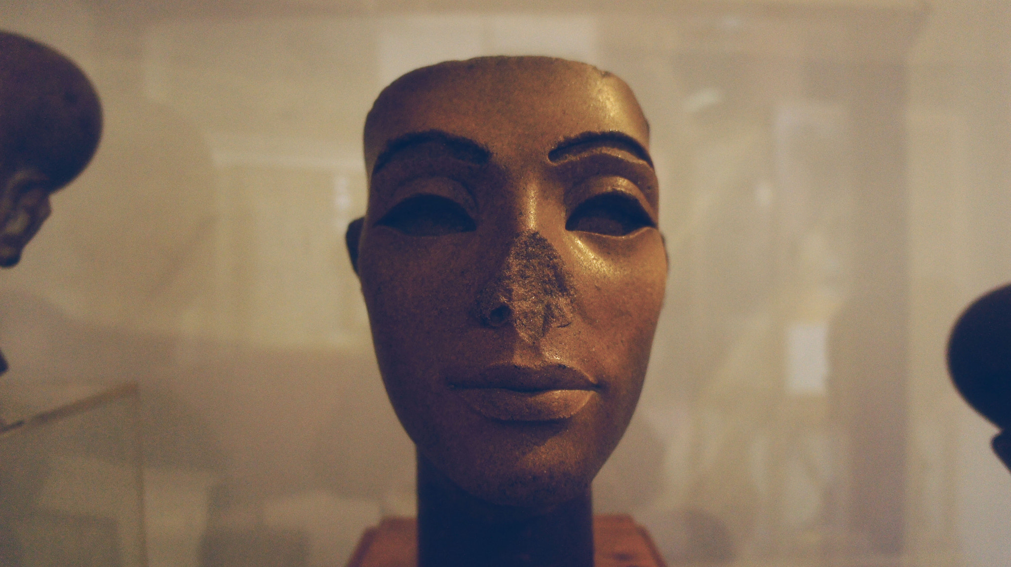Sony Alpha NEX-5 sample photo. Queen nefertiti's unfinished bust at the egyptian museum of cairo photography