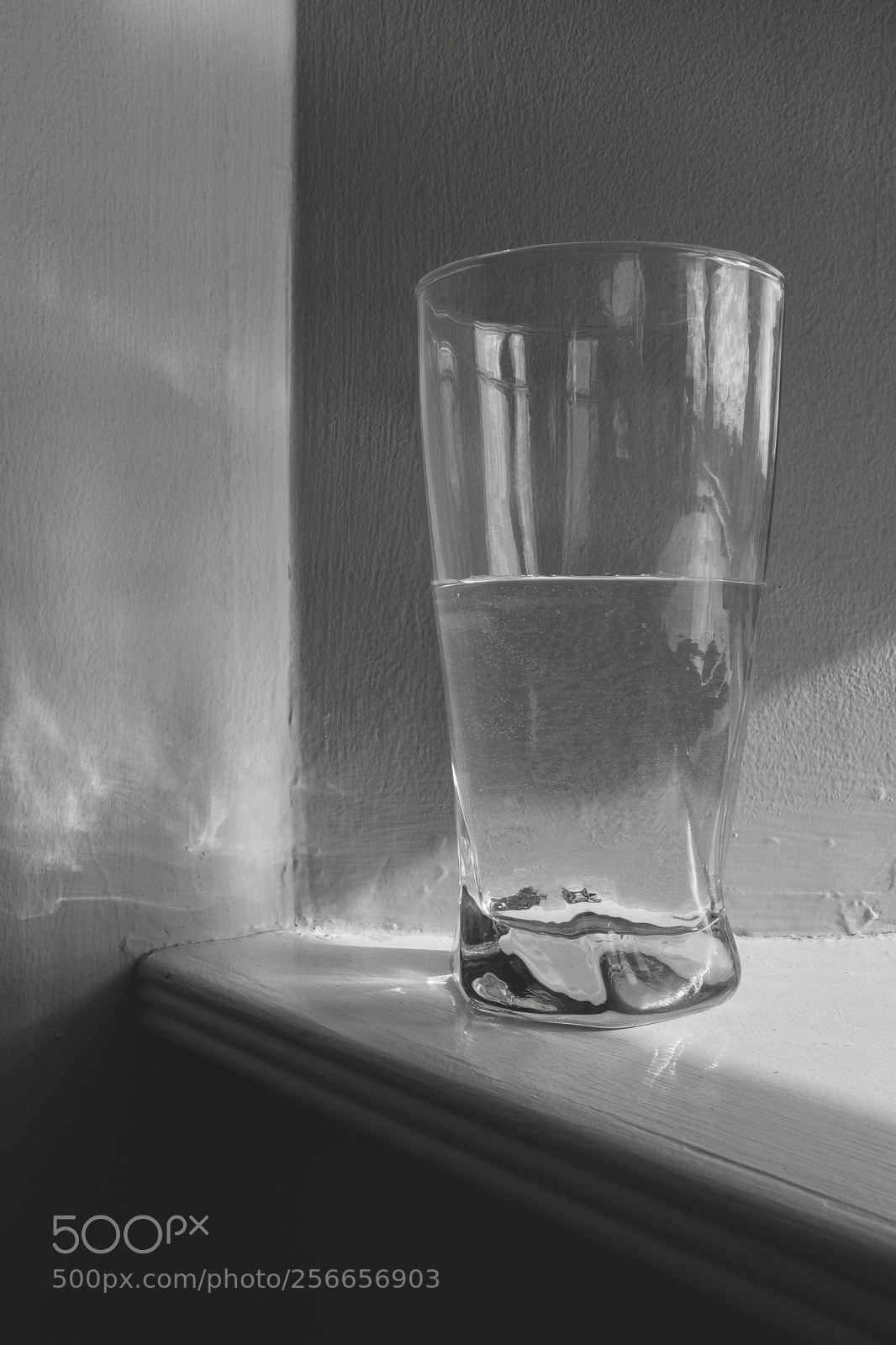 Fujifilm X100F sample photo. Half emptiness photography