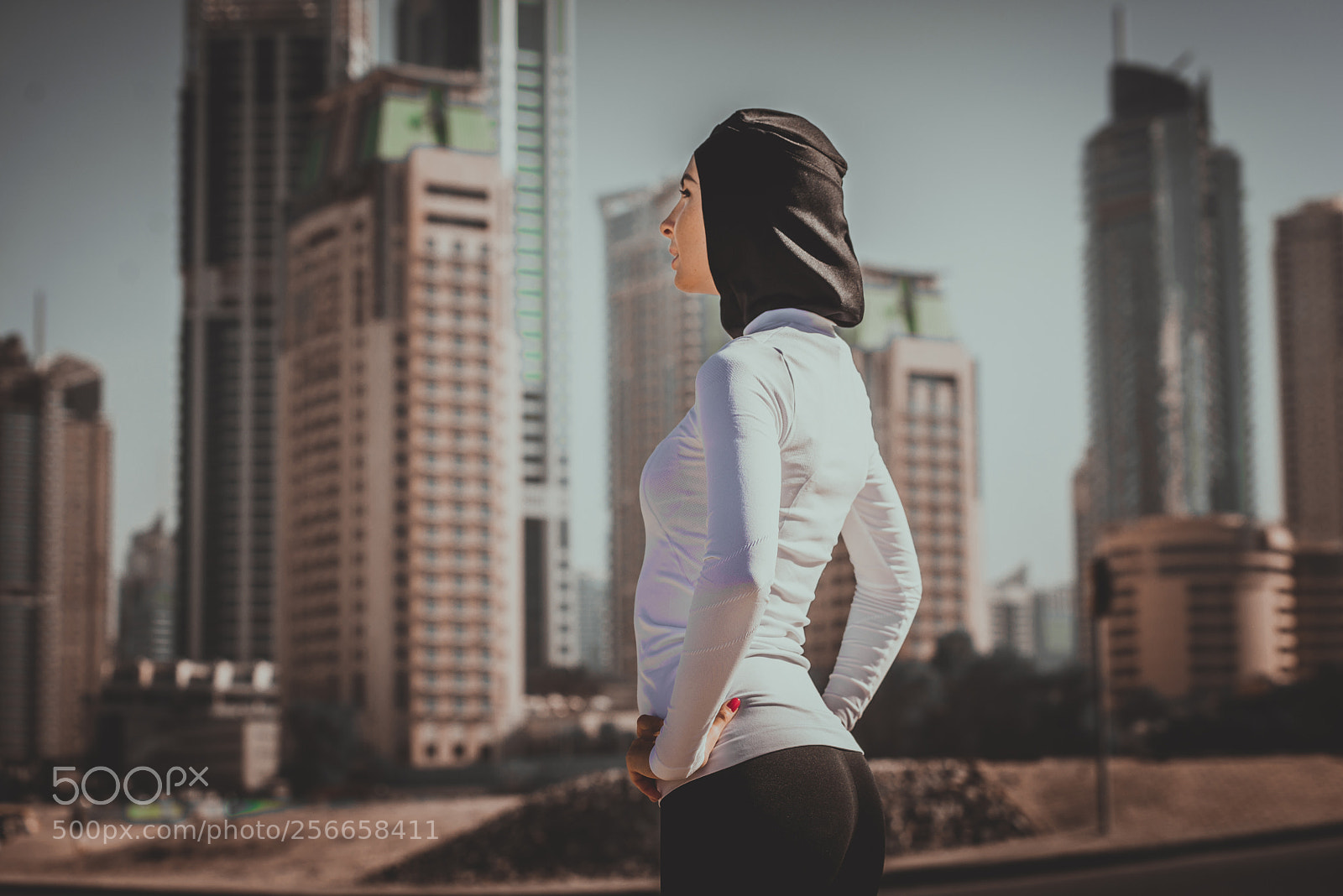 Nikon D610 sample photo. Arabian woman training outdoors photography
