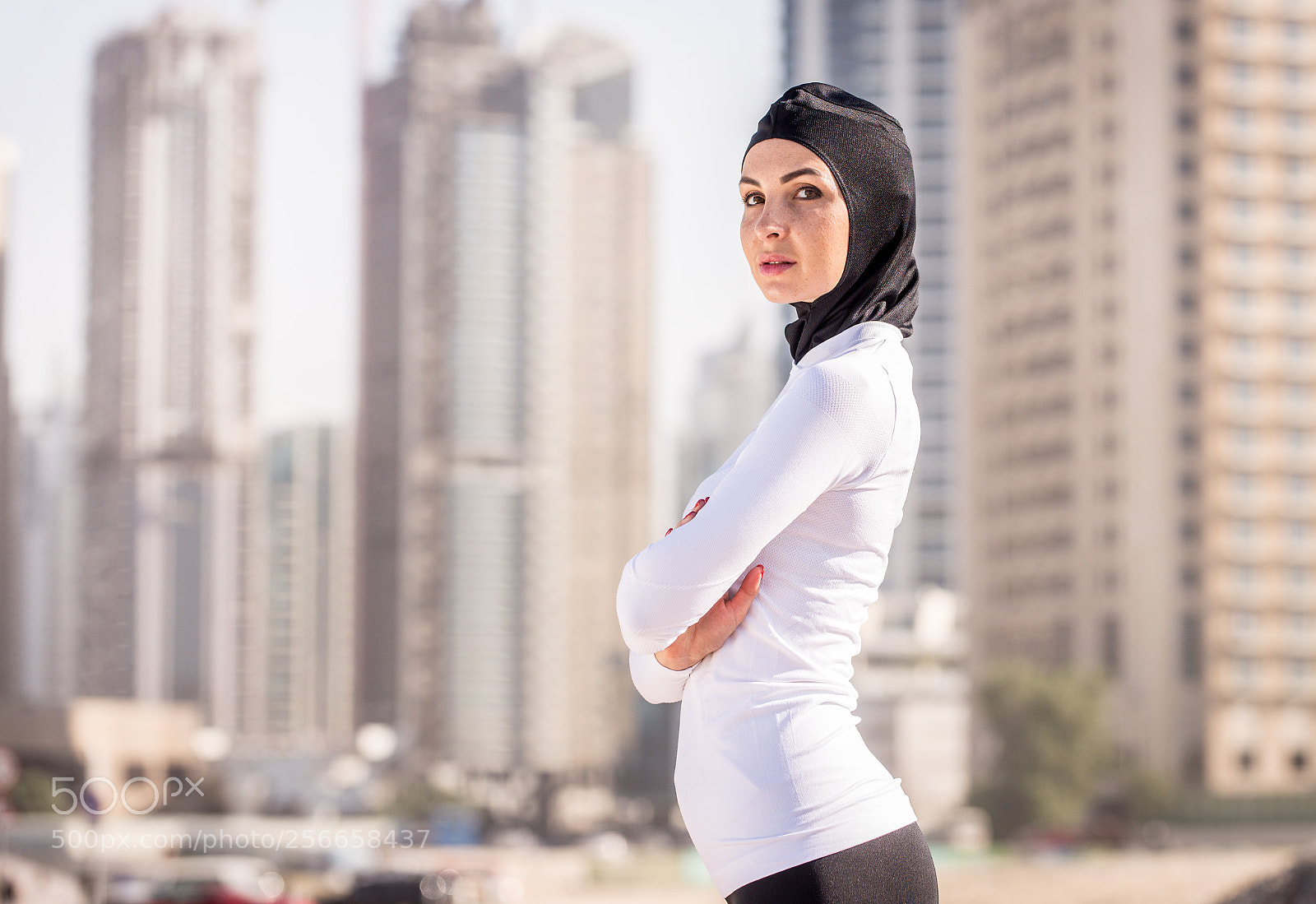 Nikon D610 sample photo. Arabian woman training outdoors photography