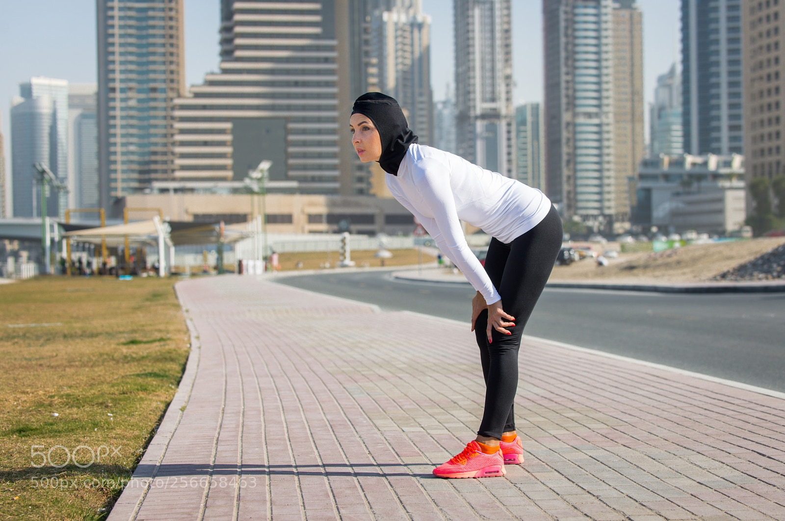 Nikon D610 sample photo. Arabian woman training outdoors photography