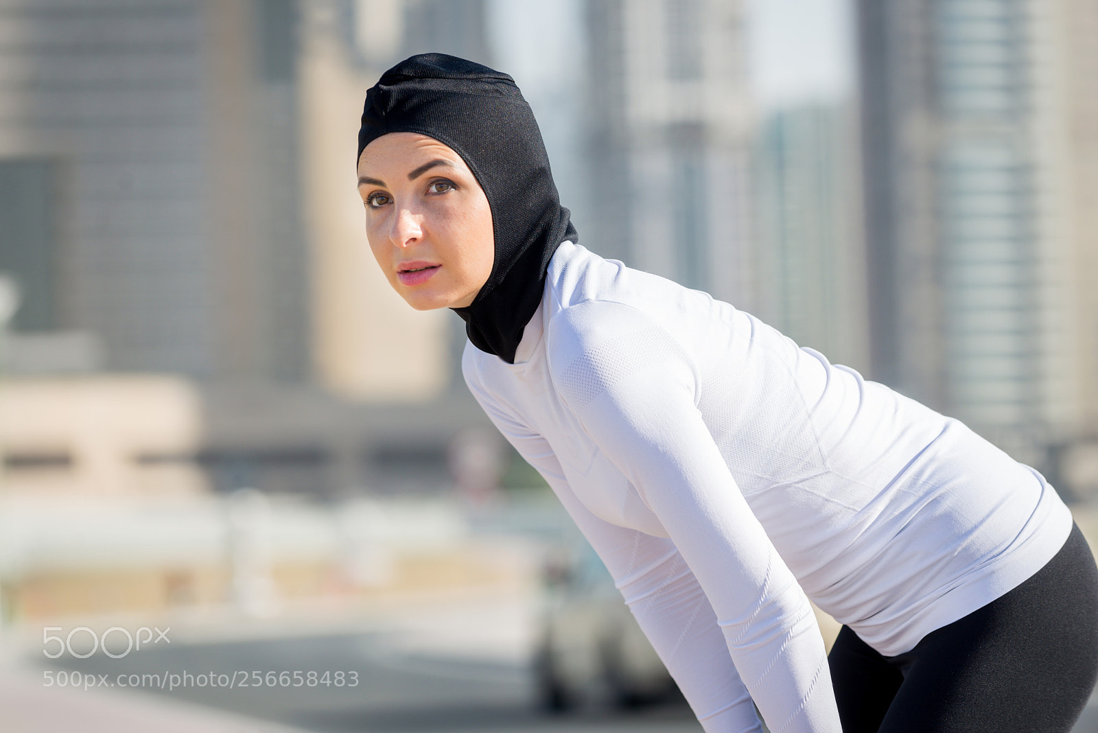 Nikon D610 sample photo. Arabian woman training outdoors photography